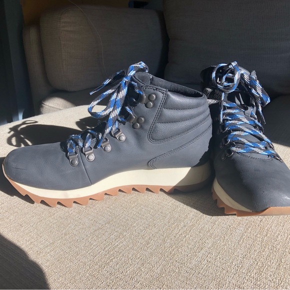 Merrell alpine hiker boots - Picture 2 of 5